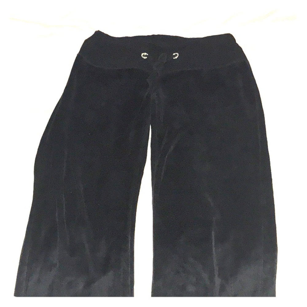 Black sweatpants